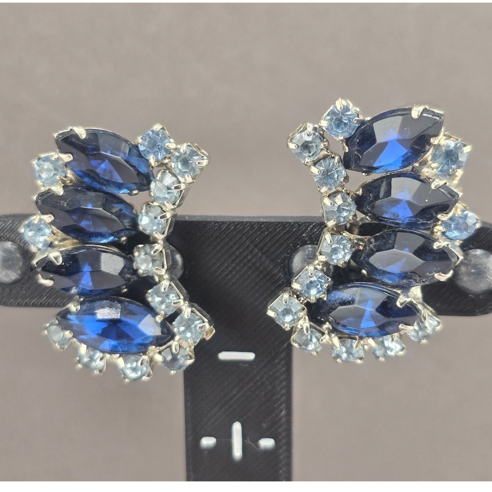 Vintage Estate Clip On Earrings Blue Rhinestone Marquise Cluster Silver Tone